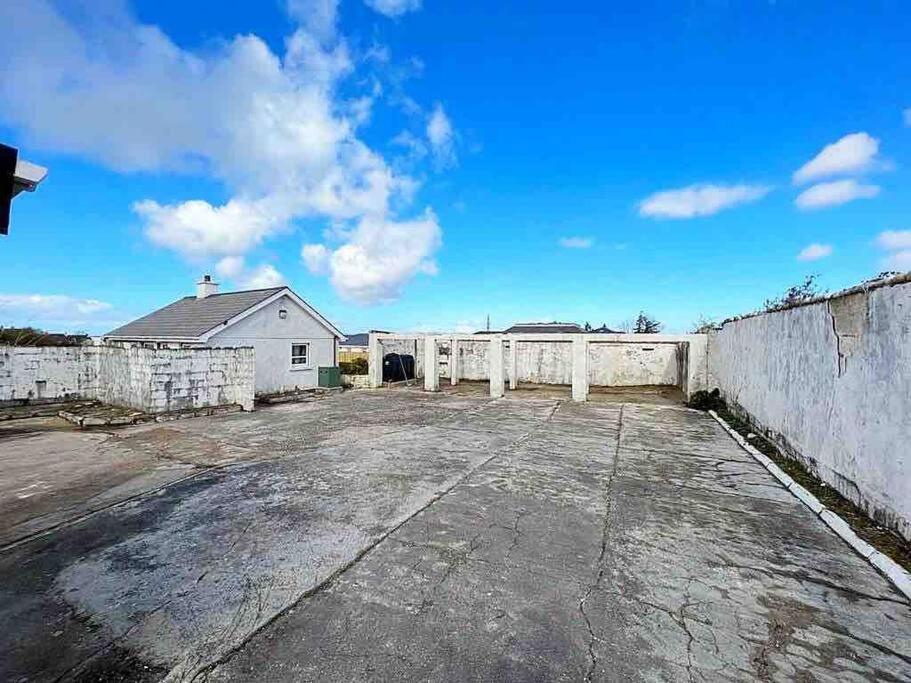 Mcbride'S Bungalow, Chapel Road Dungloe Donegal Town Buitenkant foto