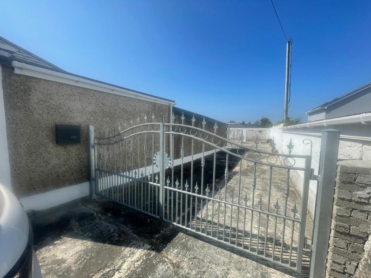 Mcbride'S Bungalow, Chapel Road Dungloe Donegal Town Buitenkant foto